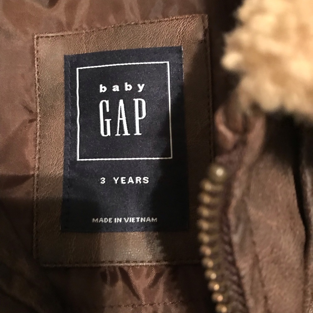 WOW!! Never worn and so cute. Bomber jacket!!